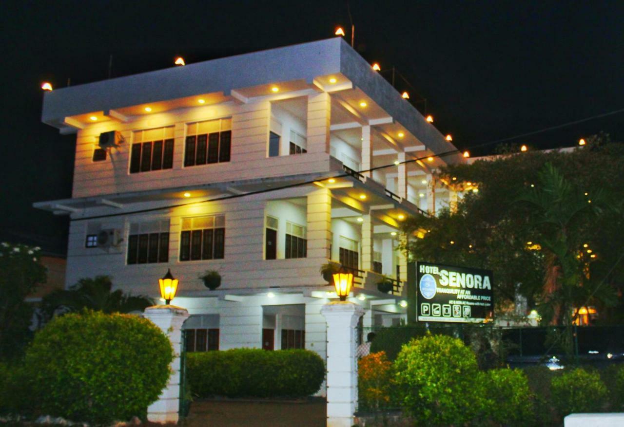 Hotel Senora Kataragama Exteriör bild